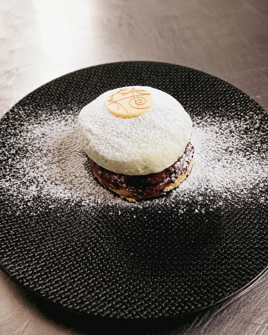 Dessert maison dressé